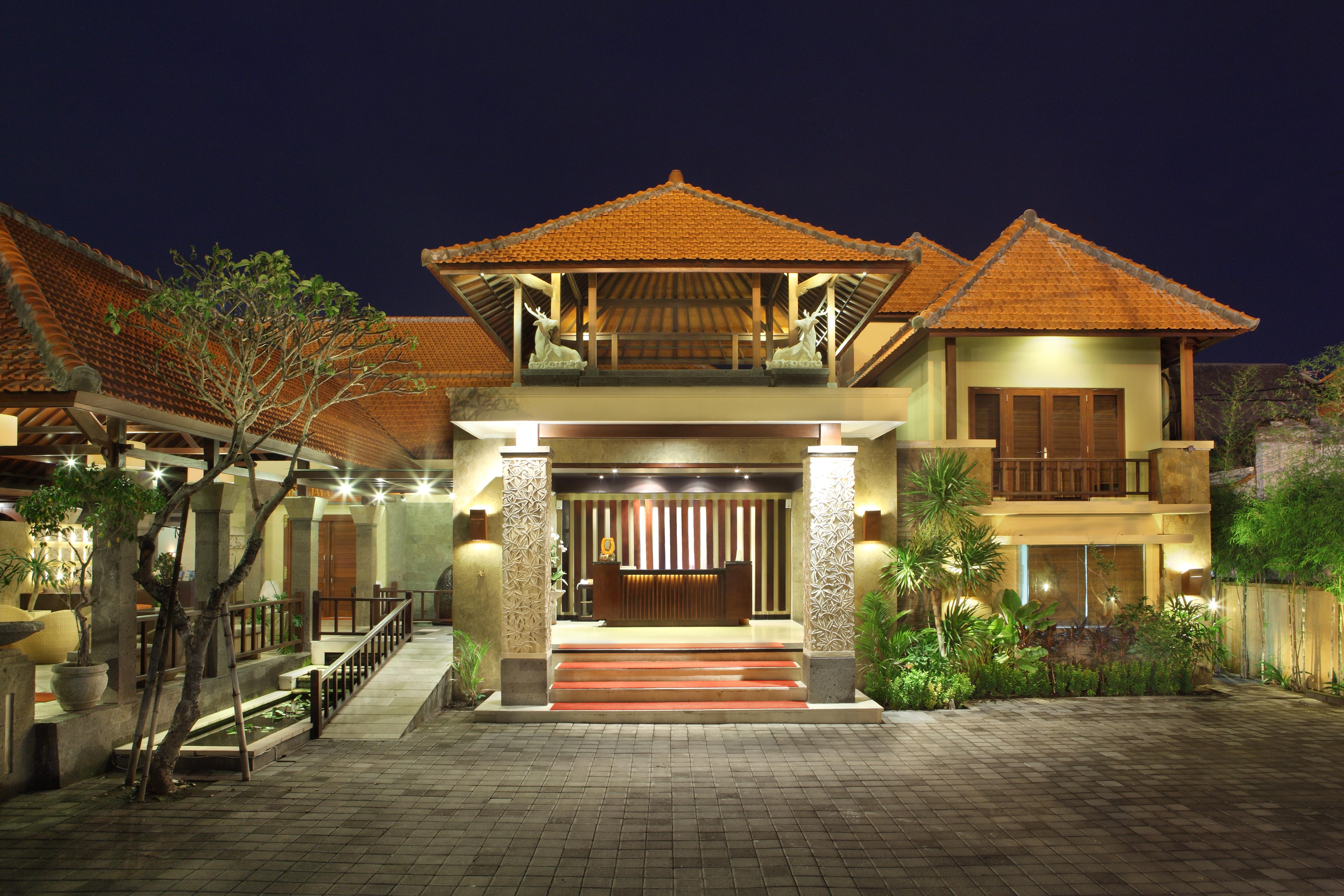 Adhi Jaya Hotel Kuta  Exterior photo